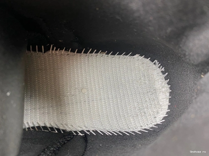 FD9101-081   Jordan Retro Orange Brilliant 12 0226